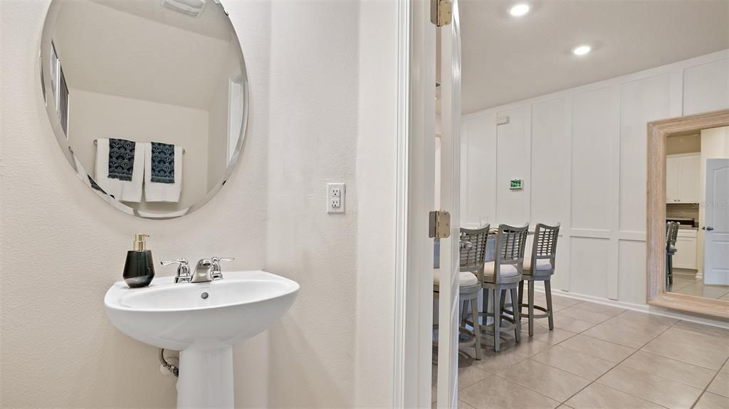 For Sale: $279,990 (2 beds, 2 baths, 1442 Square Feet)