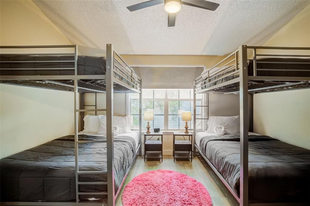 En Venta: $234,900 (2 camas, 2 baños, 1170 Pies cuadrados)
