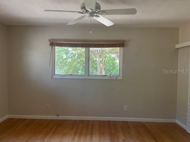 Recently Rented: $2,600 (3 beds, 2 baths, 1496 Square Feet)