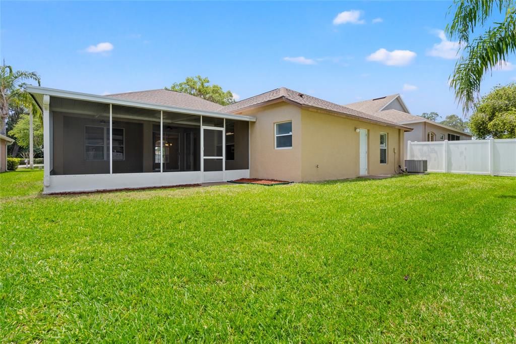 Active With Contract: $2,800 (4 beds, 3 baths, 2242 Square Feet)