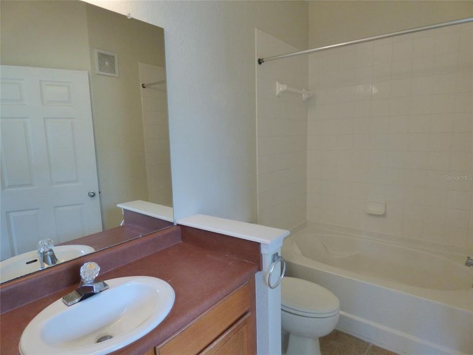 For Sale: $173,500 (1 beds, 1 baths, 615 Square Feet)