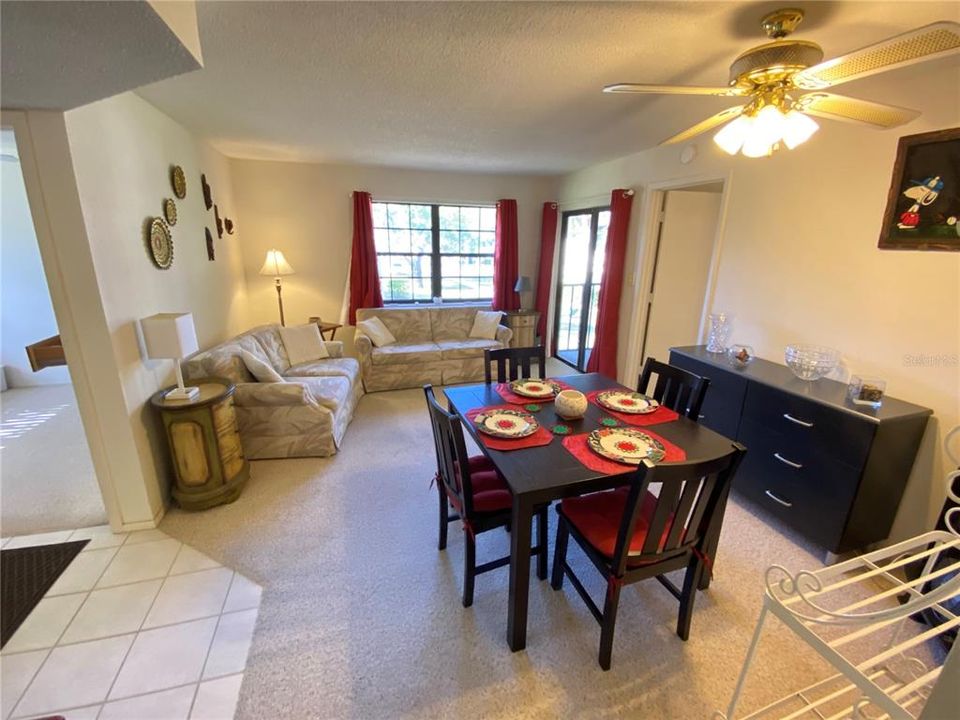 For Sale: $179,500 (2 beds, 2 baths, 838 Square Feet)