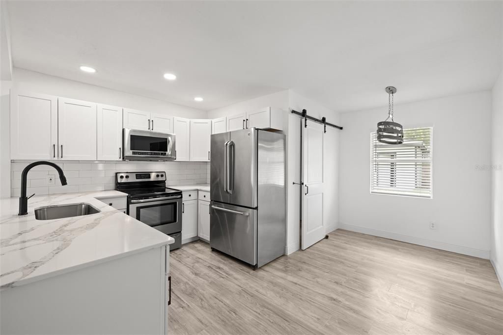 Active With Contract: $335,000 (3 beds, 2 baths, 1200 Square Feet)