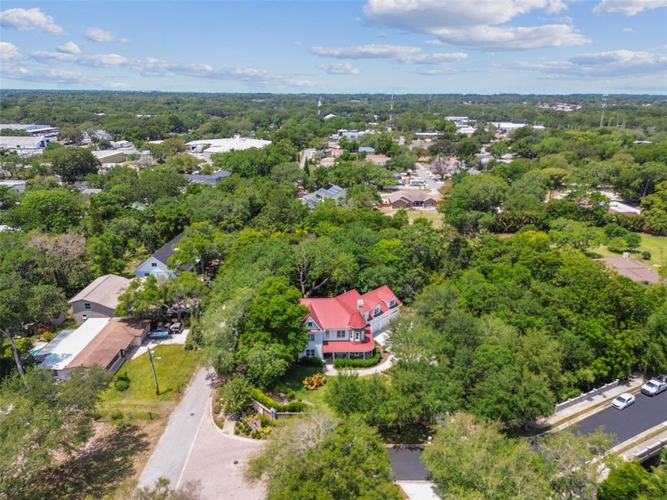 For Sale: $1,550,000 (5 beds, 3 baths, 3513 Square Feet)