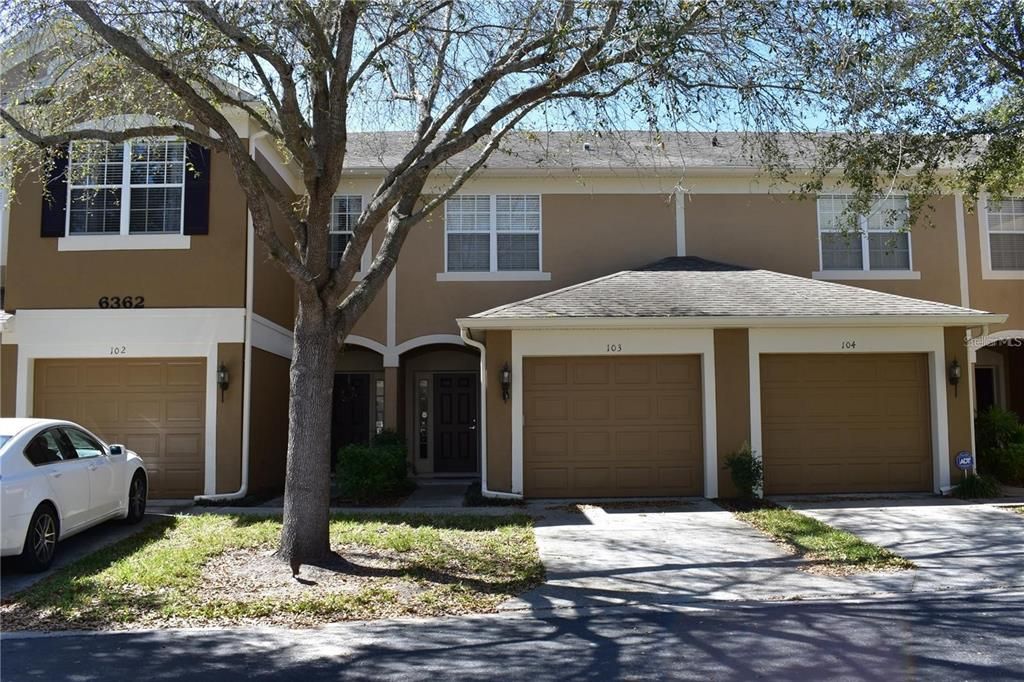 Spacious 2-Story Townhouse in Gated Vistas at Stonebridge Commons!