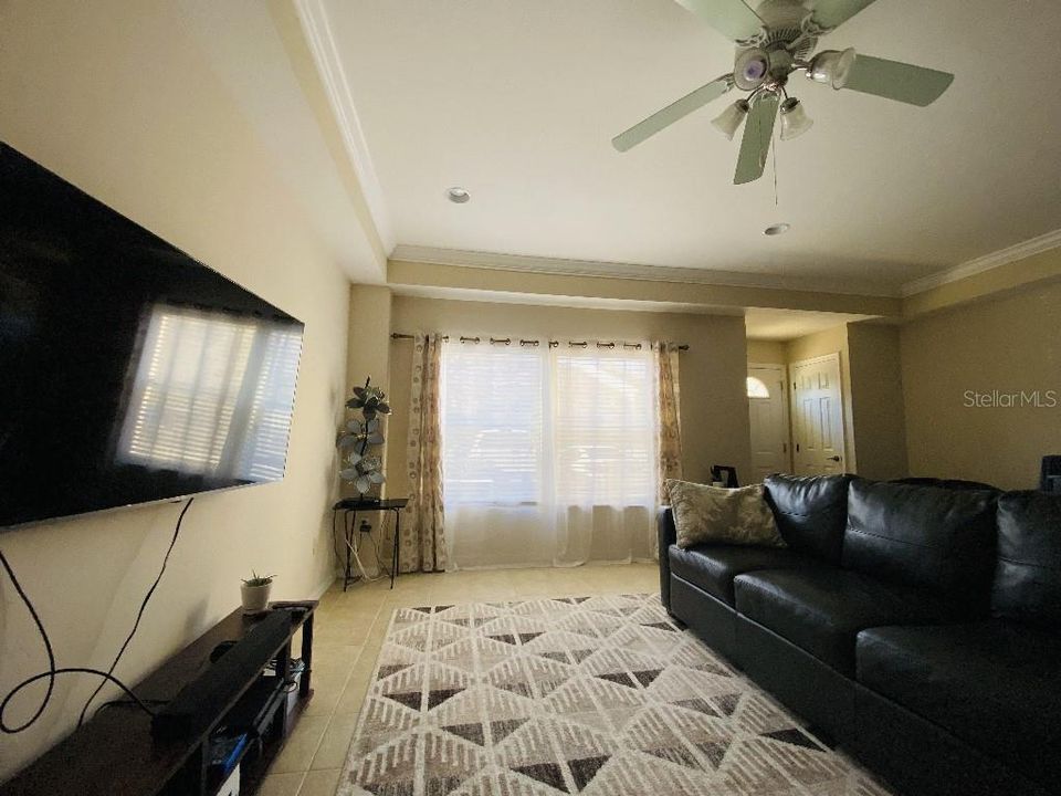 For Sale: $260,000 (2 beds, 2 baths, 1417 Square Feet)