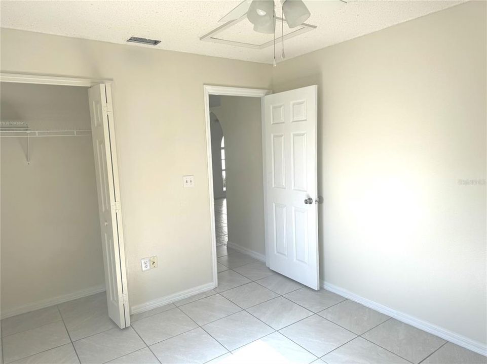 For Sale: $290,000 (3 beds, 2 baths, 1356 Square Feet)