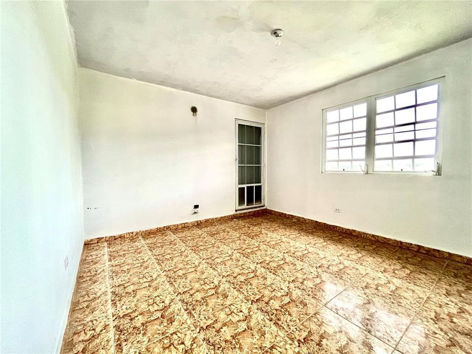 Vendido Recientemente: $187,000 (3 camas, 0 baños, 4507 Pies cuadrados)