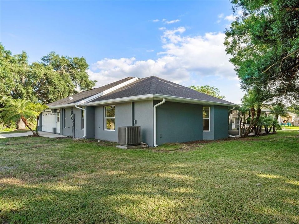 For Sale: $569,000 (3 beds, 2 baths, 2190 Square Feet)