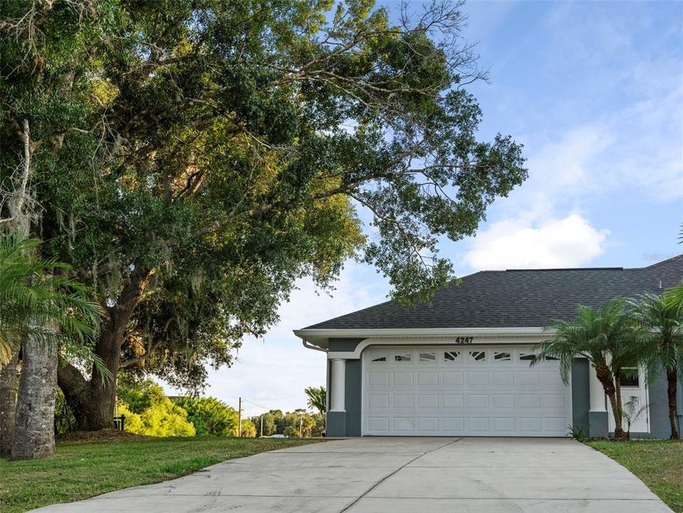 For Sale: $624,900 (3 beds, 2 baths, 2190 Square Feet)