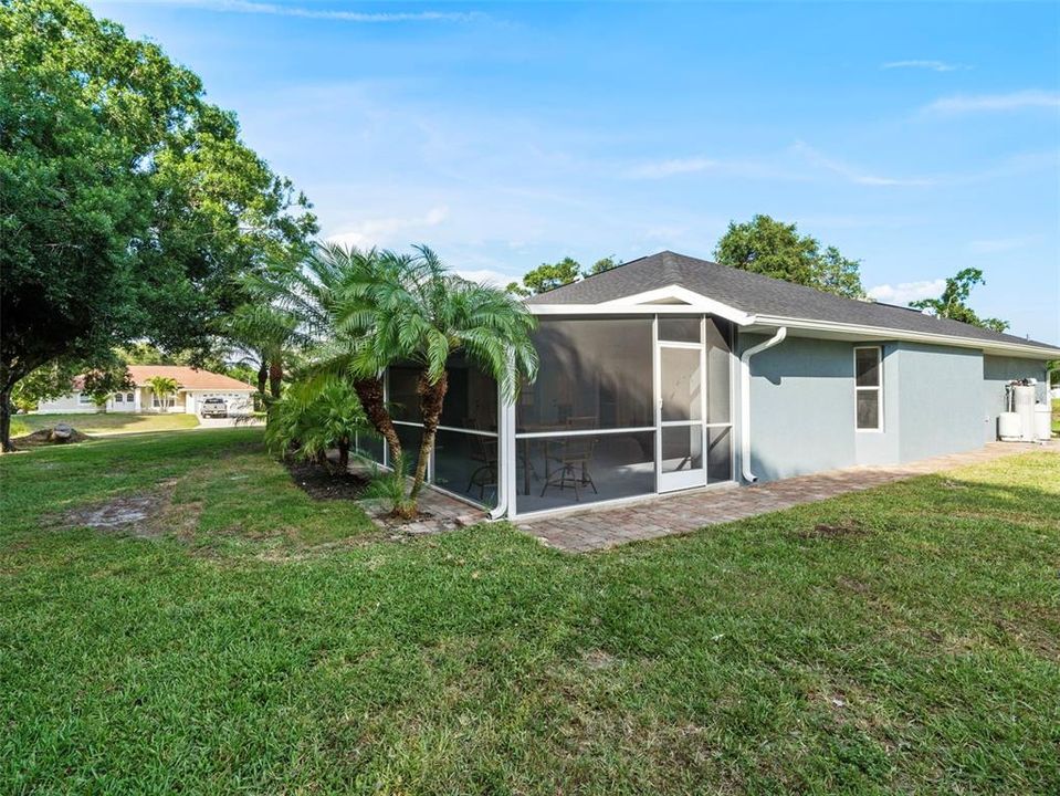 For Sale: $569,000 (3 beds, 2 baths, 2190 Square Feet)