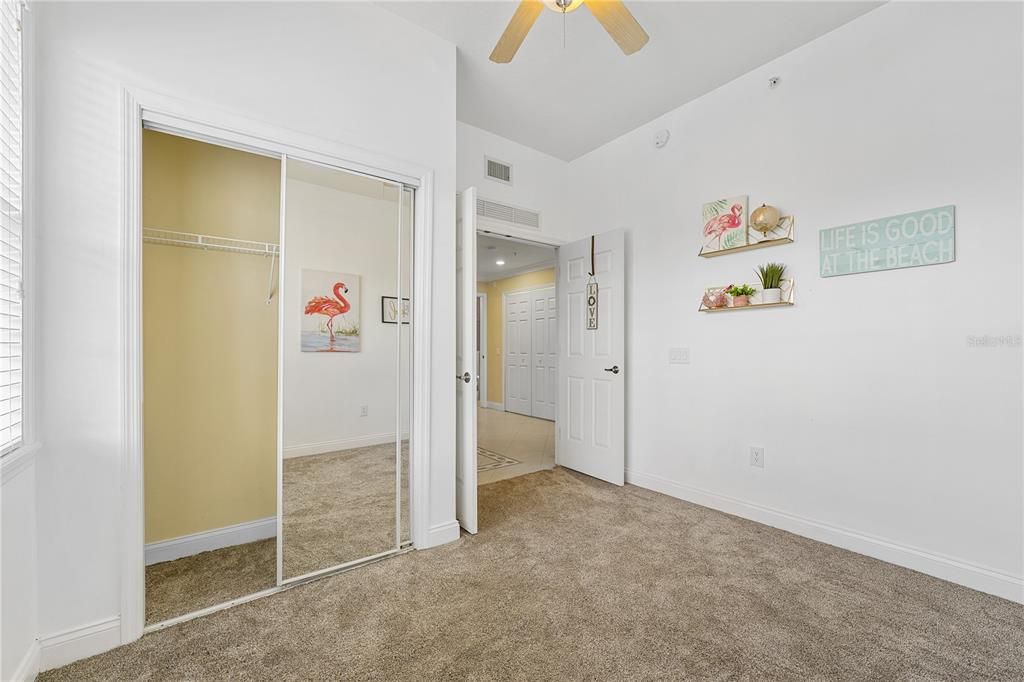 For Sale: $342,400 (3 beds, 2 baths, 1354 Square Feet)