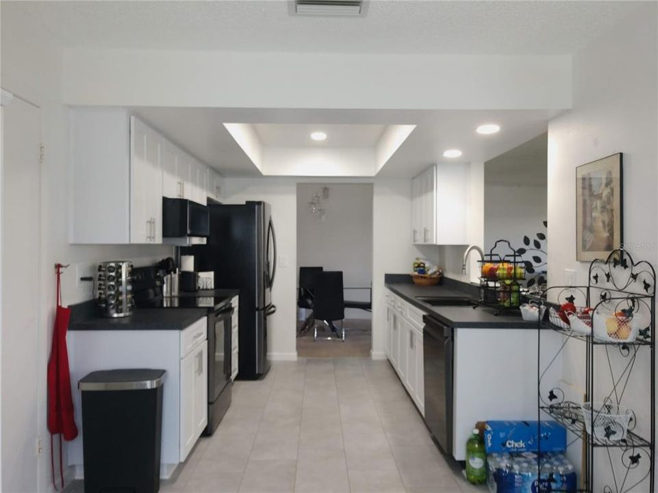 For Sale: $386,900 (2 beds, 2 baths, 1776 Square Feet)