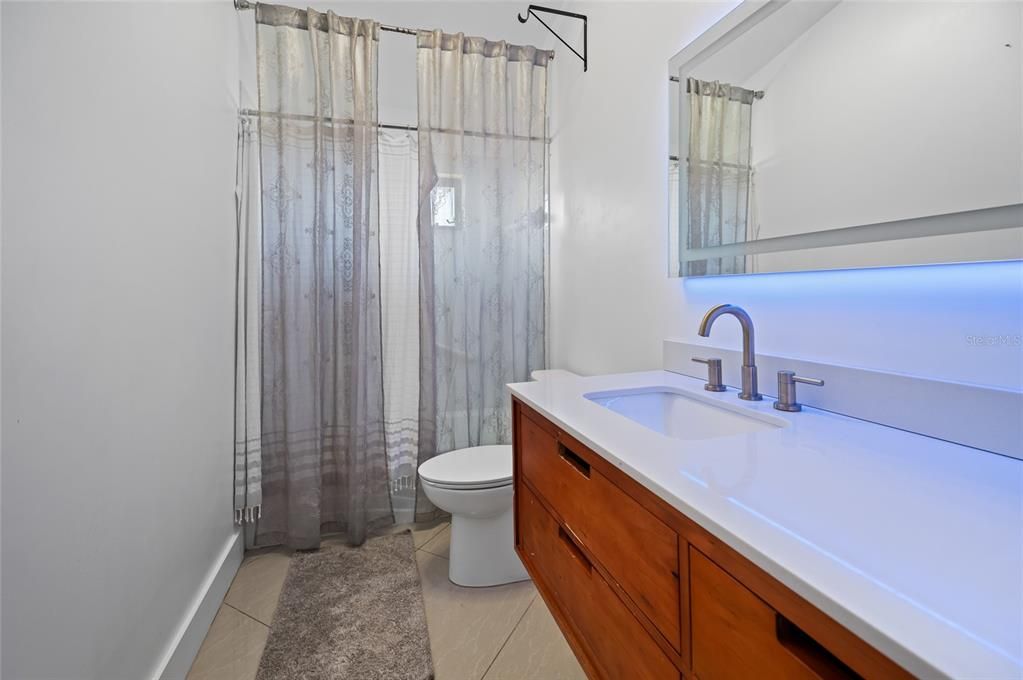 В аренду: $3,000 (3 спален, 2 ванн, 2040 Квадратных фут)