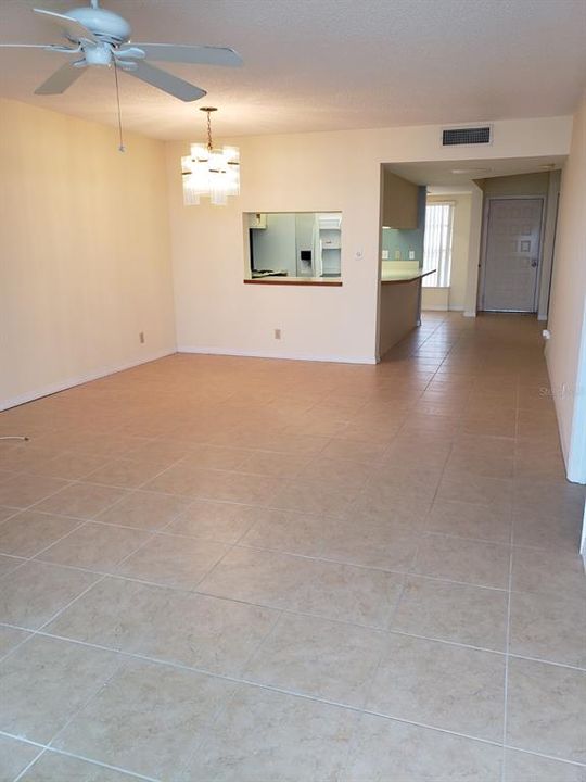 For Rent: $3,500 (3 beds, 2 baths, 1120 Square Feet)
