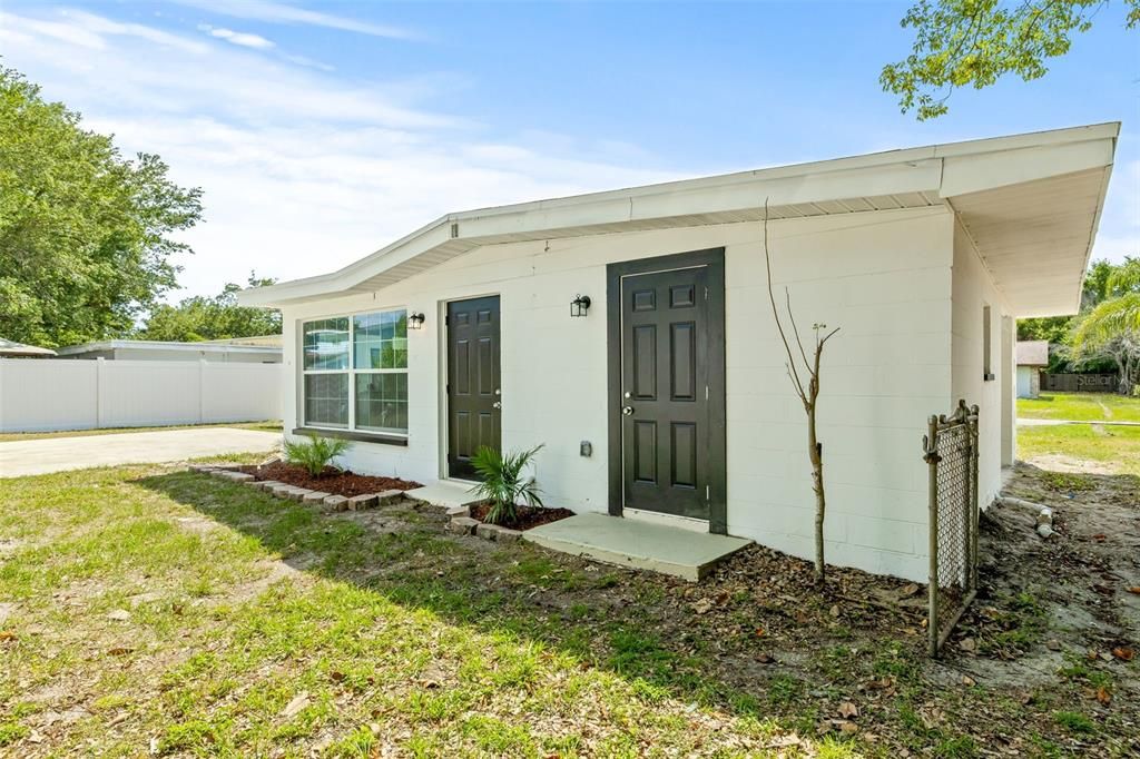 For Sale: $349,900 (4 beds, 2 baths, 1491 Square Feet)