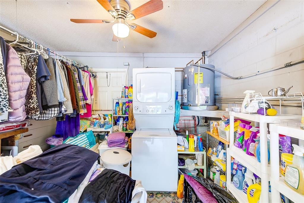 Laundry room / garage