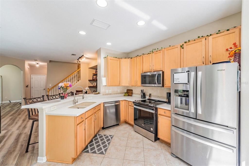 For Sale: $499,900 (3 beds, 2 baths, 2166 Square Feet)