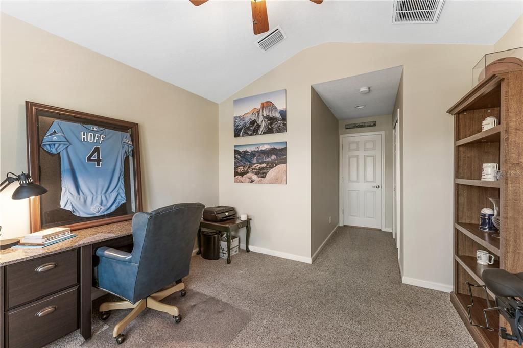 For Sale: $369,000 (3 beds, 2 baths, 1622 Square Feet)