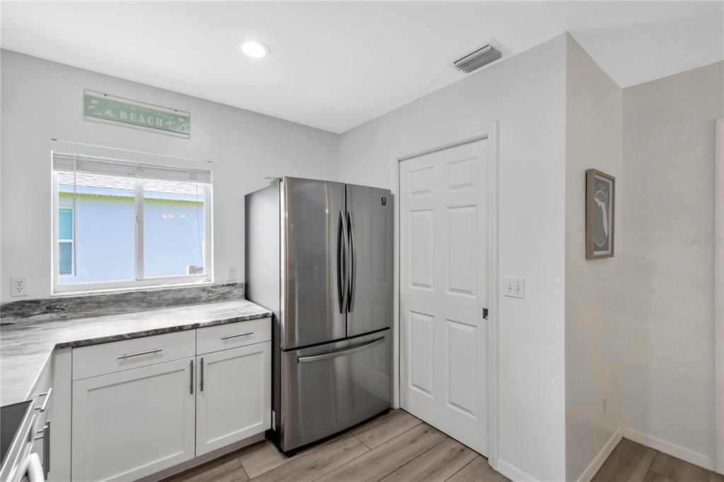 For Sale: $469,900 (3 beds, 2 baths, 1503 Square Feet)