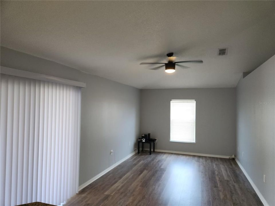 For Rent: $2,200 (4 beds, 2 baths, 1535 Square Feet)