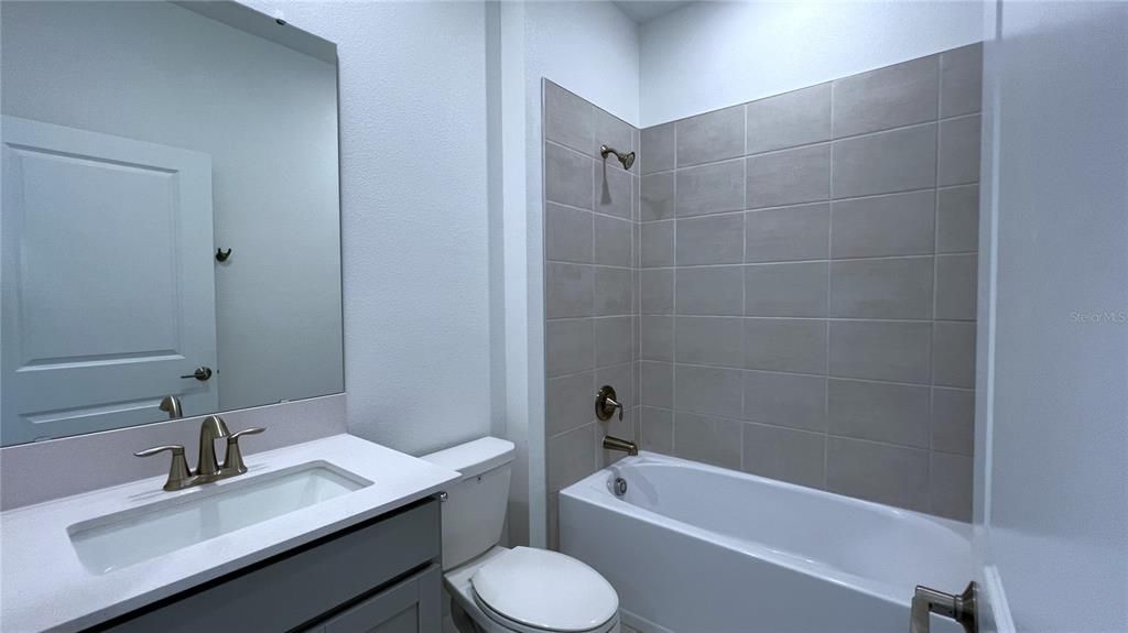 Недавно арендовано: $2,650 (4 спален, 3 ванн, 2532 Квадратных фут)