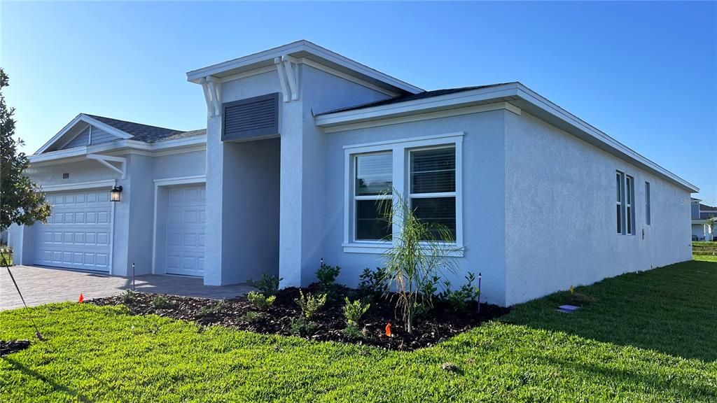 Recently Rented: $2,650 (4 beds, 3 baths, 2532 Square Feet)