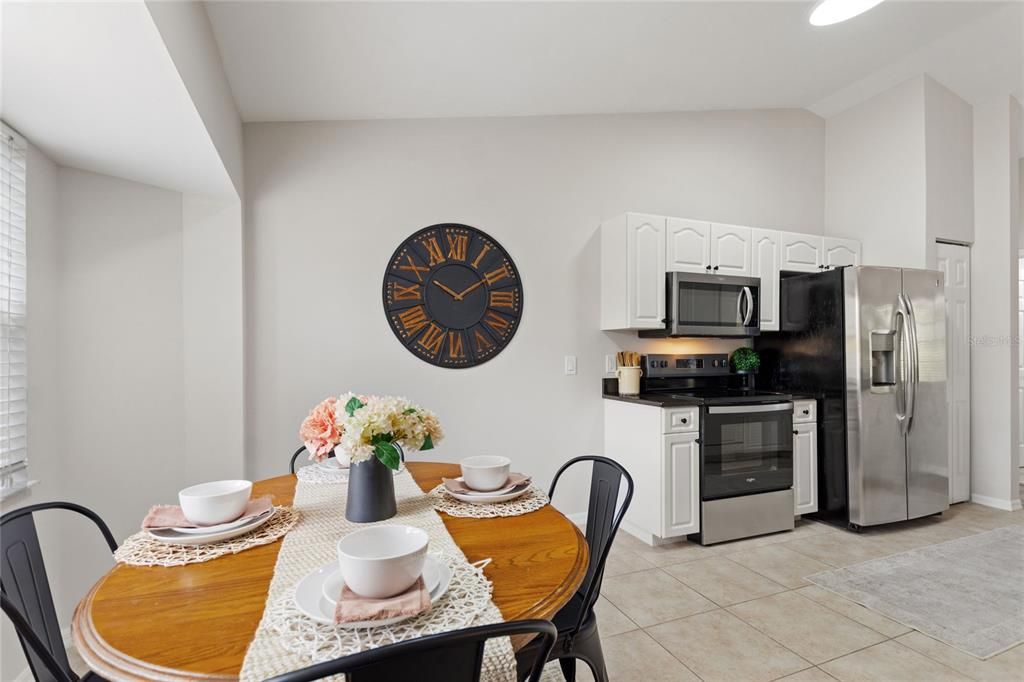 For Sale: $339,900 (3 beds, 2 baths, 1518 Square Feet)