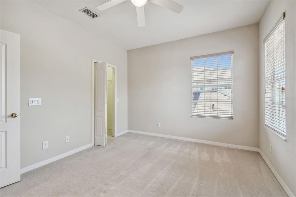 Upstairs-Guest Bedroom/ensuite