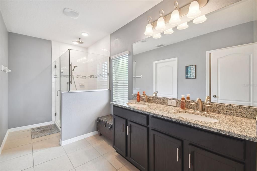 Active With Contract: $395,000 (4 beds, 2 baths, 1901 Square Feet)
