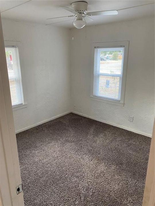 For Rent: $1,700 (3 beds, 1 baths, 1168 Square Feet)