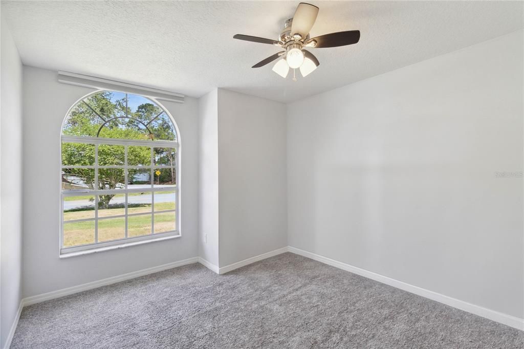 Active With Contract: $375,000 (3 beds, 2 baths, 1146 Square Feet)