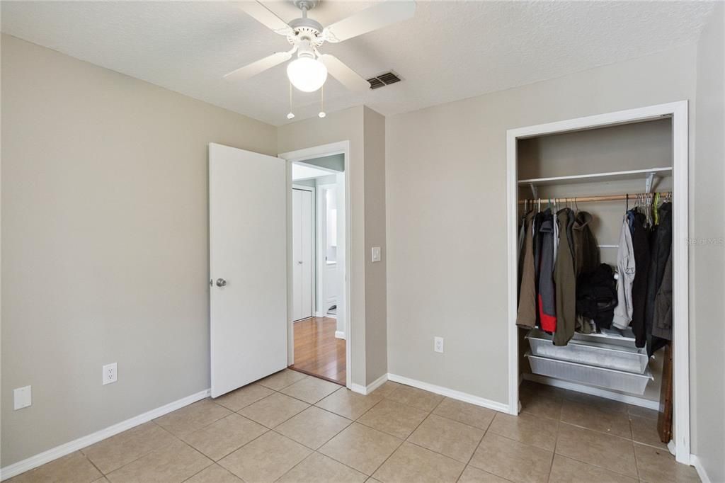 Active With Contract: $375,000 (3 beds, 2 baths, 1146 Square Feet)