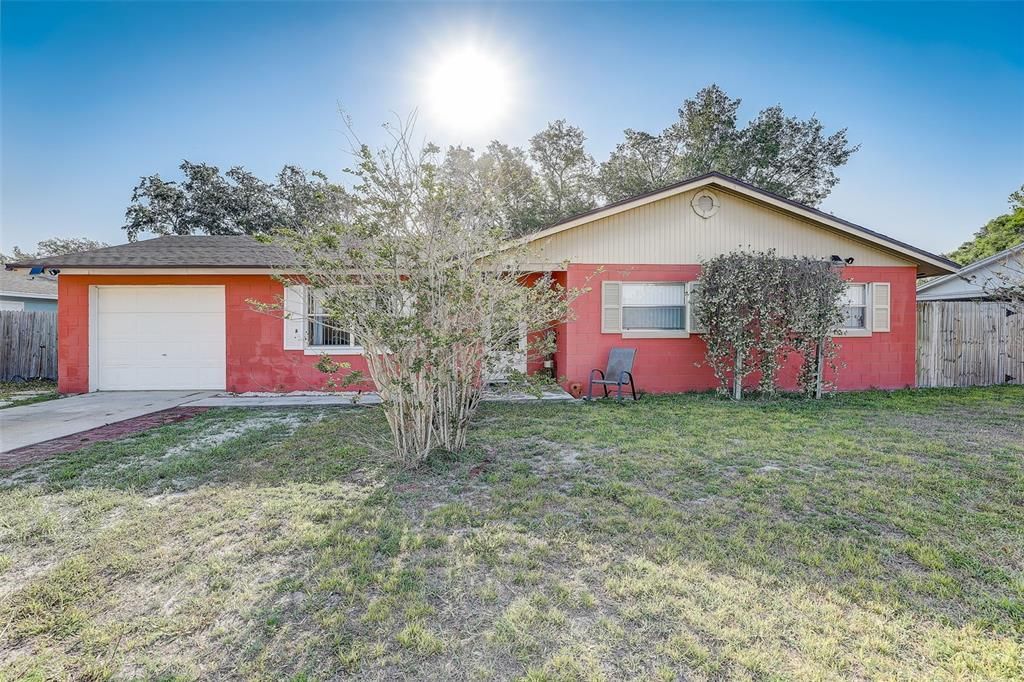 For Sale: $420,000 (4 beds, 2 baths, 1434 Square Feet)