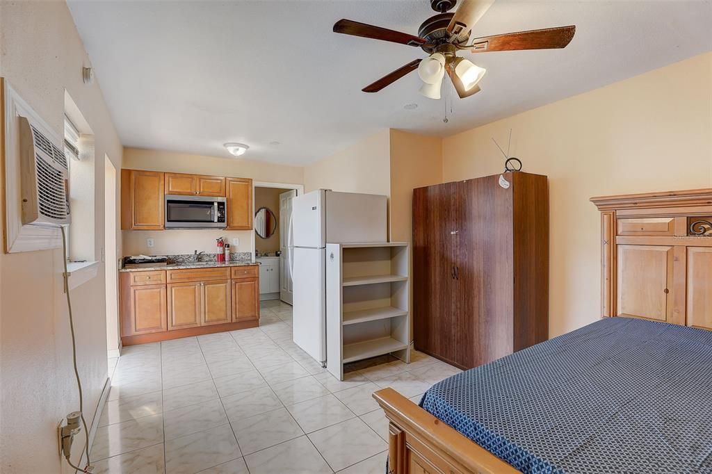 For Sale: $408,000 (4 beds, 2 baths, 1434 Square Feet)