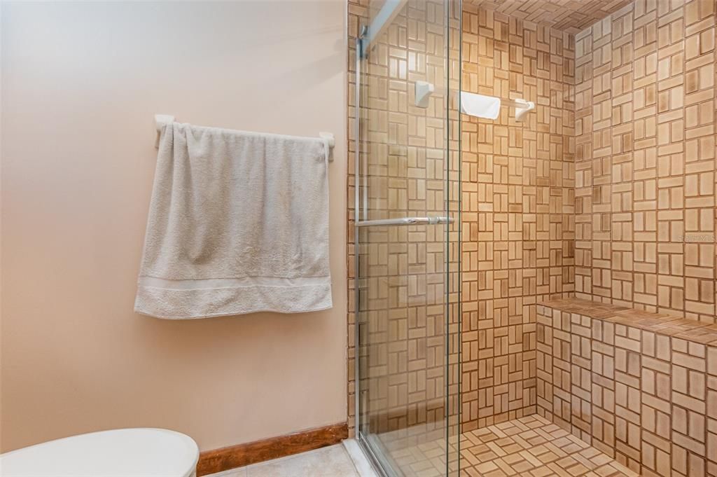待售: $419,000 (3 贝兹, 2 浴室, 2015 平方英尺)