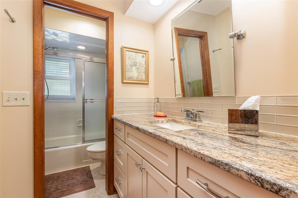 待售: $419,000 (3 贝兹, 2 浴室, 2015 平方英尺)