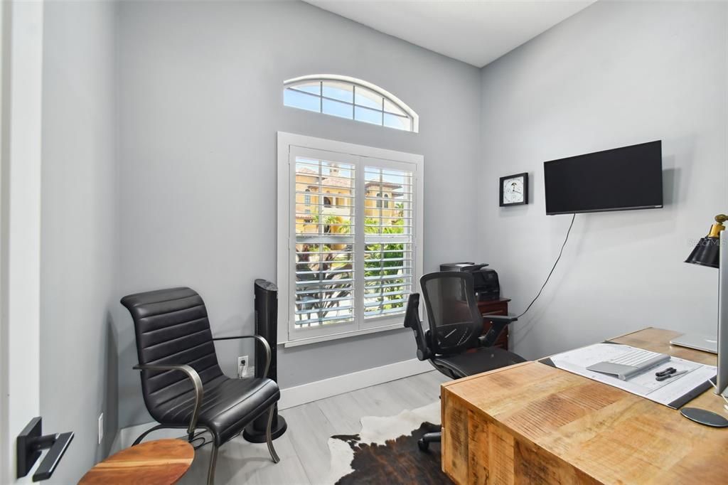 Active With Contract: $1,595,000 (3 beds, 3 baths, 2532 Square Feet)