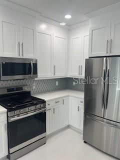 For Rent: $3,300 (3 beds, 2 baths, 1870 Square Feet)
