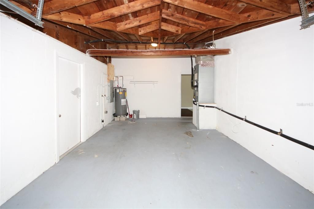 For Sale: $250,000 (3 beds, 1 baths, 1100 Square Feet)