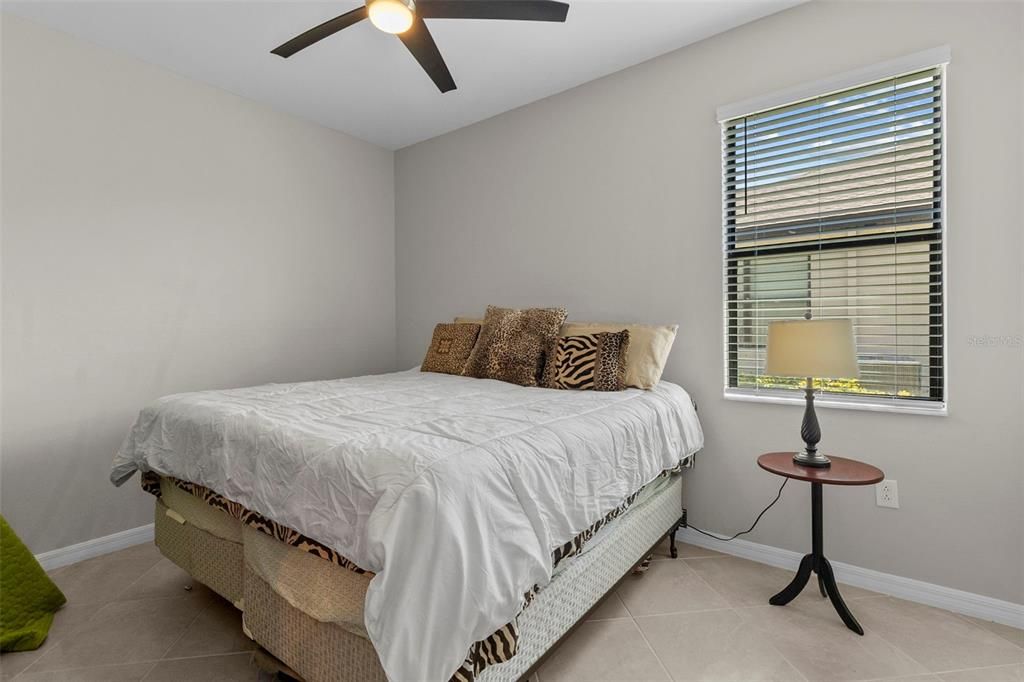 Active With Contract: $359,900 (2 beds, 2 baths, 1934 Square Feet)