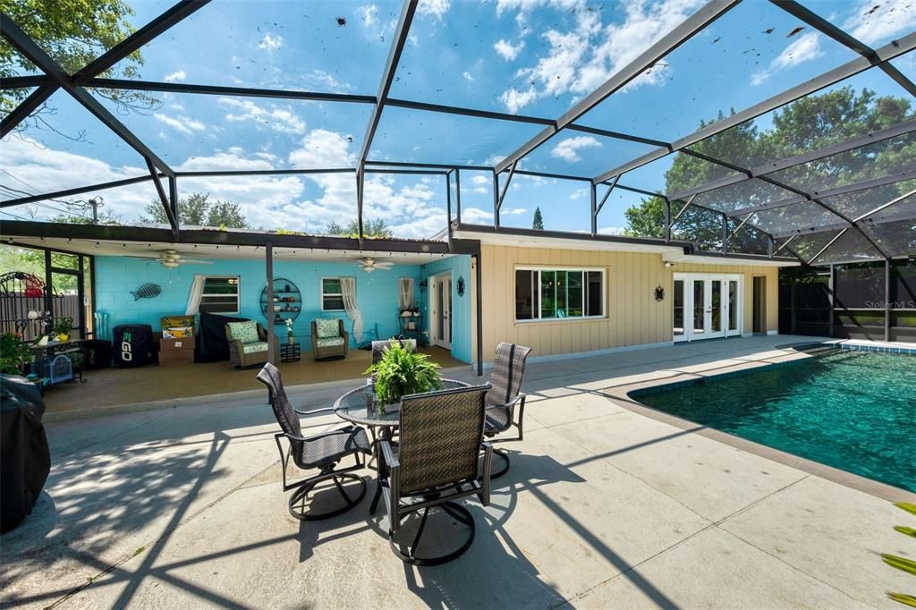 For Sale: $649,900 (4 beds, 2 baths, 1700 Square Feet)