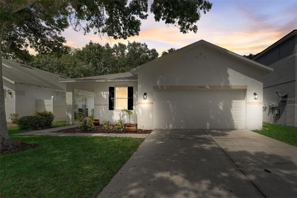 For Sale: $319,900 (3 beds, 2 baths, 1695 Square Feet)