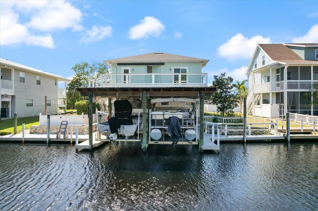 Double Boat House & Double Boat Lifts
