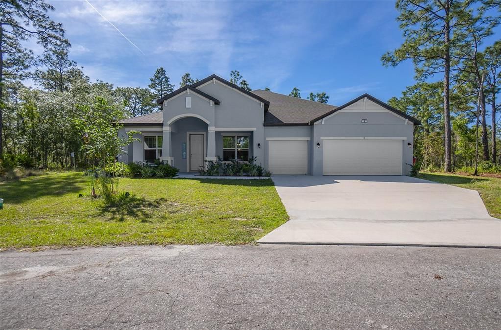 Recently Sold: $439,500 (4 beds, 3 baths, 2970 Square Feet)