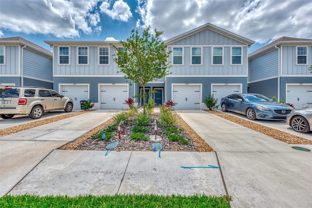 Active With Contract: $324,000 (3 beds, 2 baths, 1440 Square Feet)