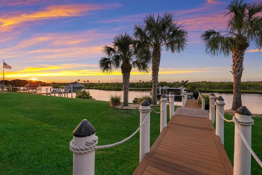 Beautiful walkway to the private dock