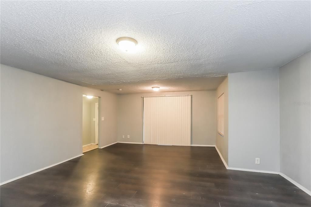 For Rent: $1,990 (3 beds, 2 baths, 1397 Square Feet)