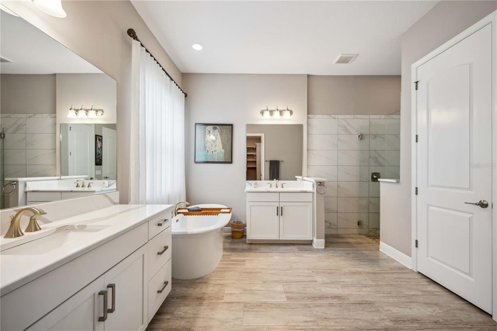 Active With Contract: $1,375,000 (5 beds, 4 baths, 4044 Square Feet)