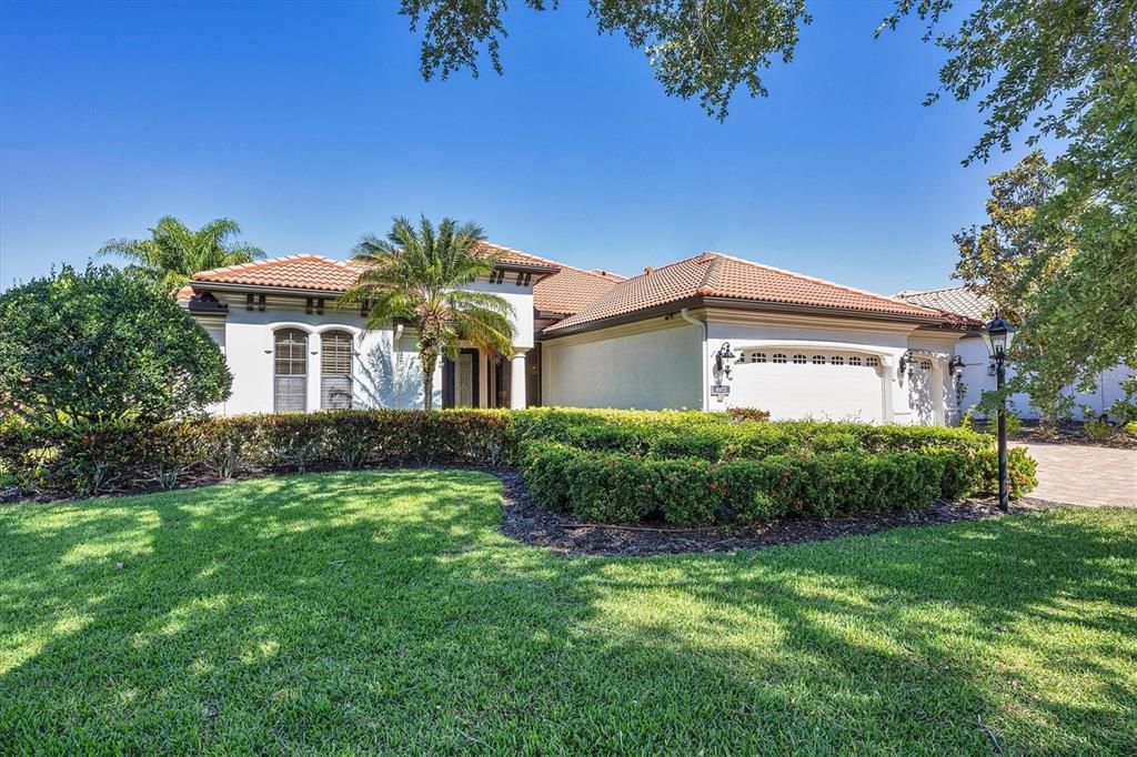 Recently Sold: $1,300,000 (3 beds, 3 baths, 3099 Square Feet)